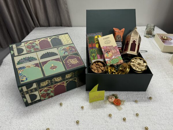 The Fusion Treats Hamper - Image 6